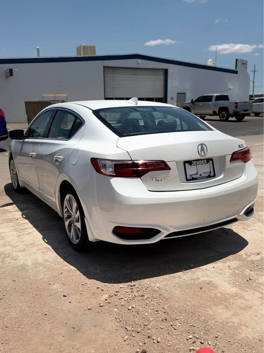 2017 Acura ILX - Image 2 of 5