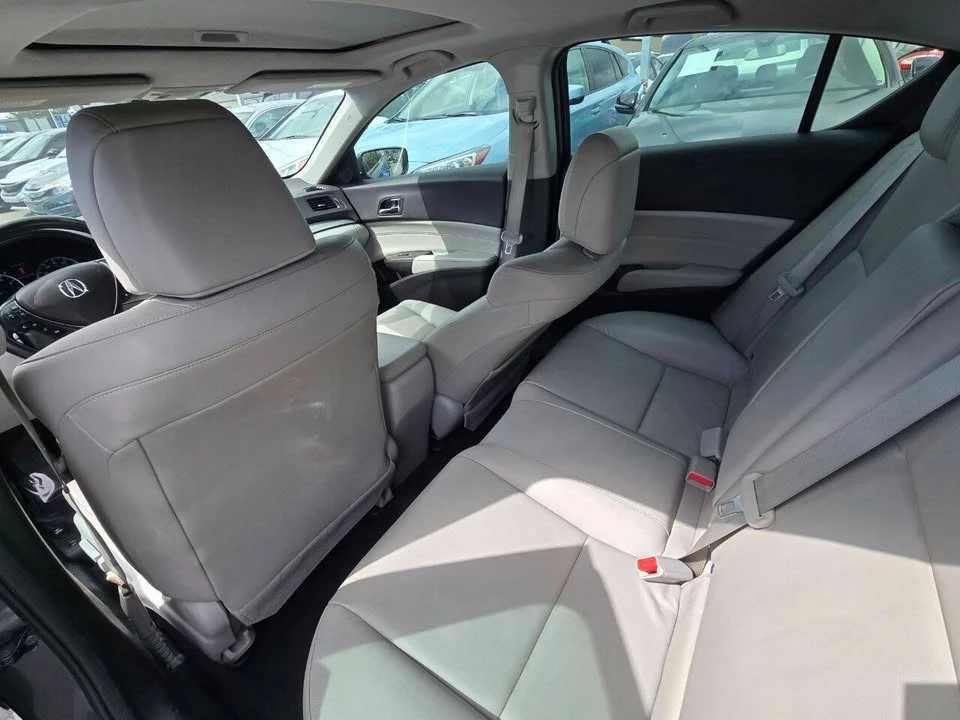 2017 Acura ILX - Image 12 of 17