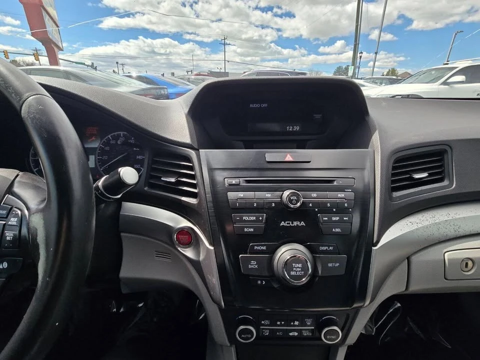 2017 Acura ILX - Image 14 of 17
