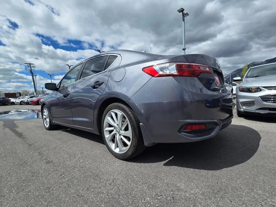 2017 Acura ILX - Image 5 of 17