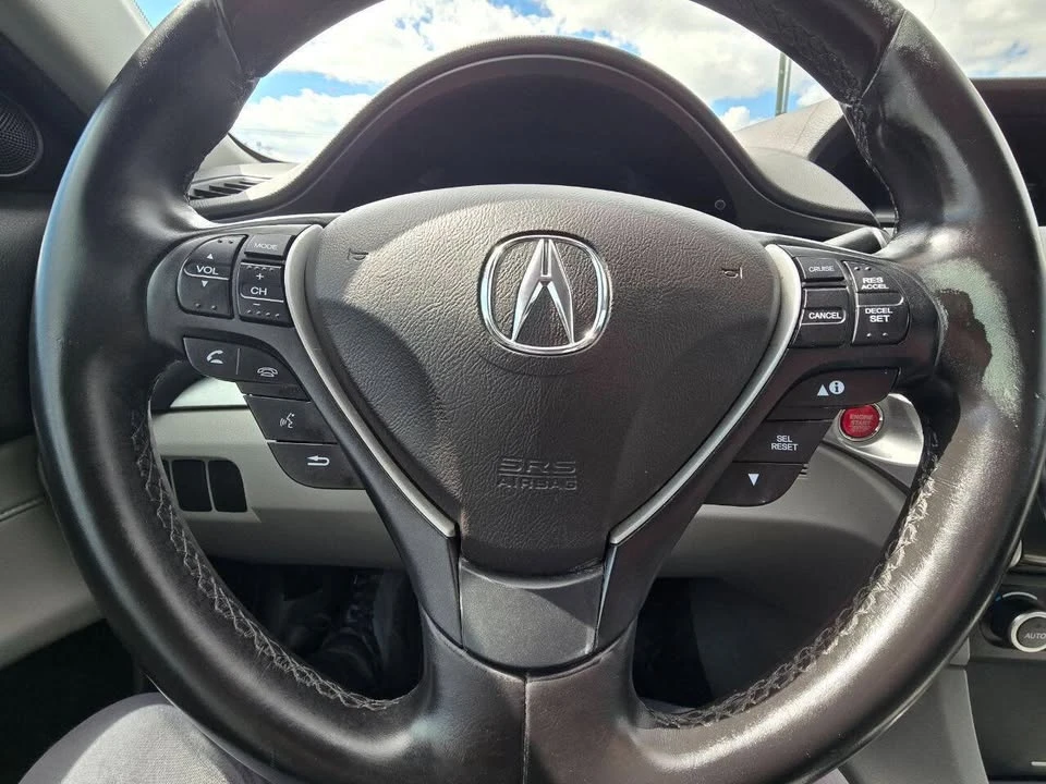 2017 Acura ILX - Image 15 of 17