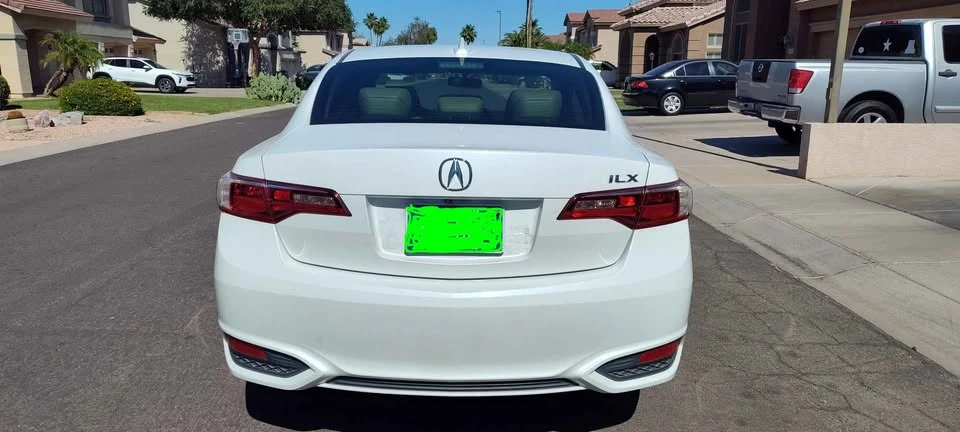 2017 Acura ILX - Image 4 of 15