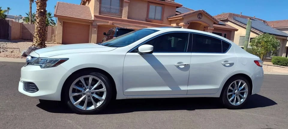 2017 Acura ILX - Image 2 of 15