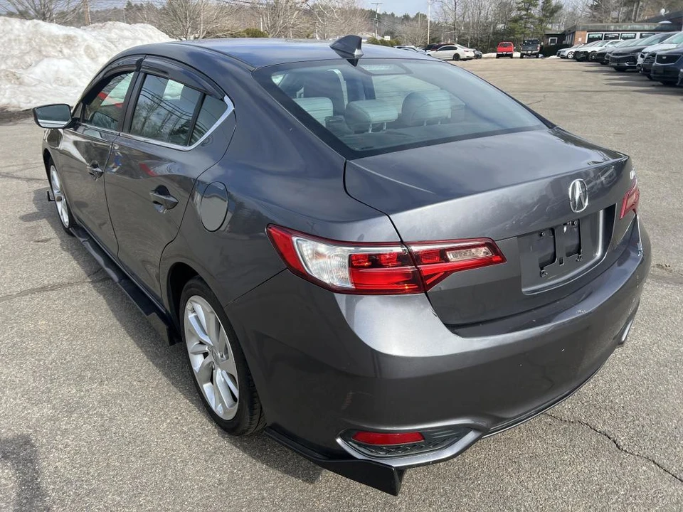 2017 Acura ILX - Image 7 of 12