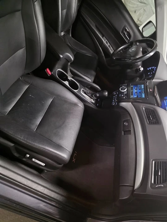 2017 Acura ILX - Image 6 of 8