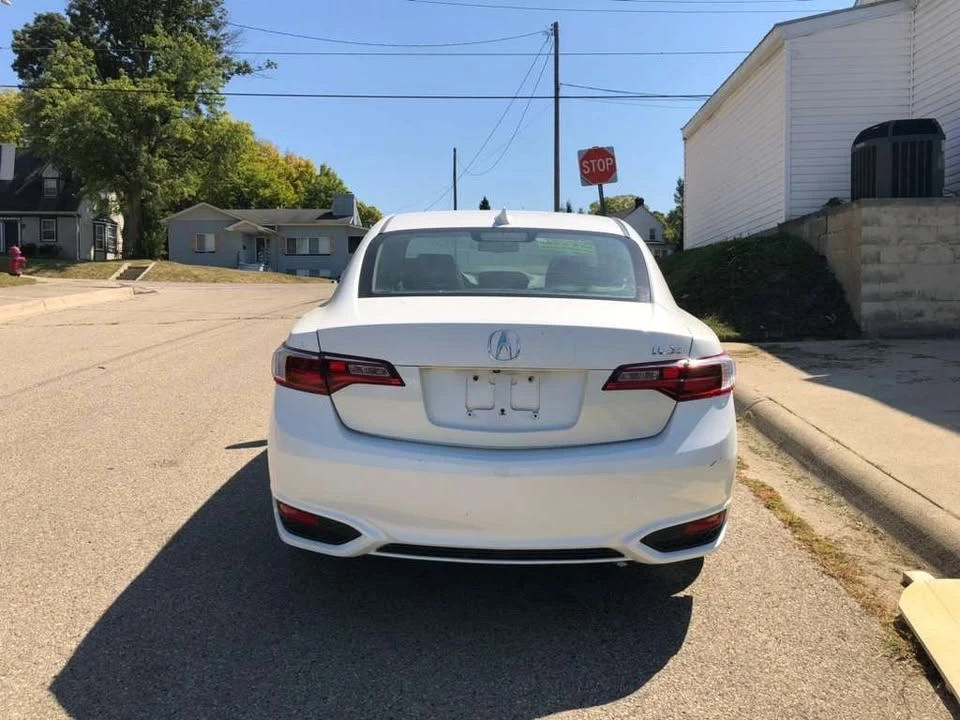 2017 Acura ILX - Image 6 of 18