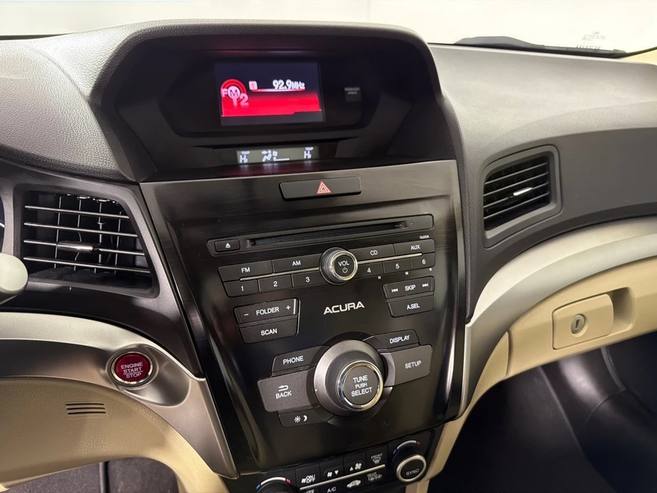 2017 Acura ILX - Image 16 of 21