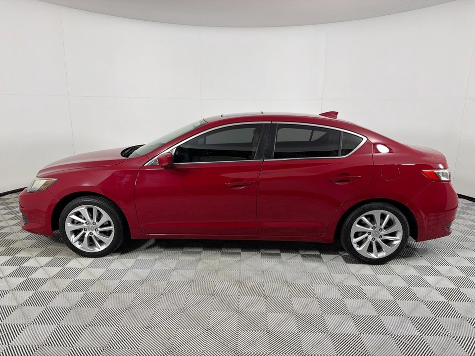 2017 Acura ILX - Image 9 of 21