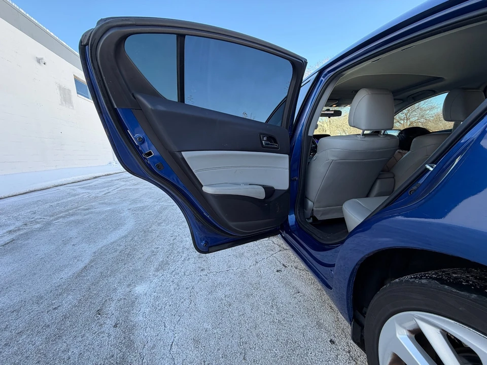 2017 Acura ILX - Image 12 of 21