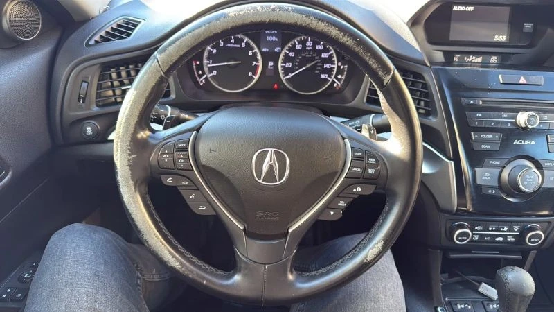 2017 Acura ILX - Image 10 of 12