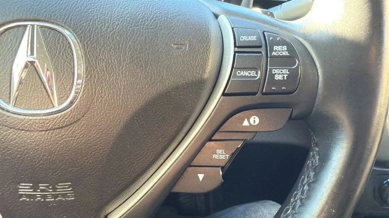 2017 Acura ILX - Image 11 of 12