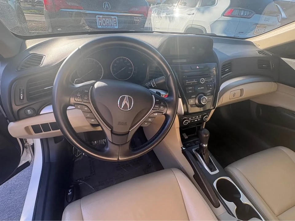 2017 Acura ILX - Image 8 of 17