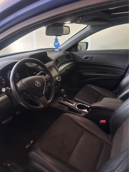 2017 Acura ILX - Image 9 of 17