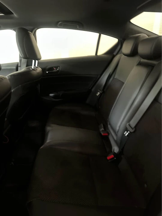 2017 Acura ILX - Image 14 of 17