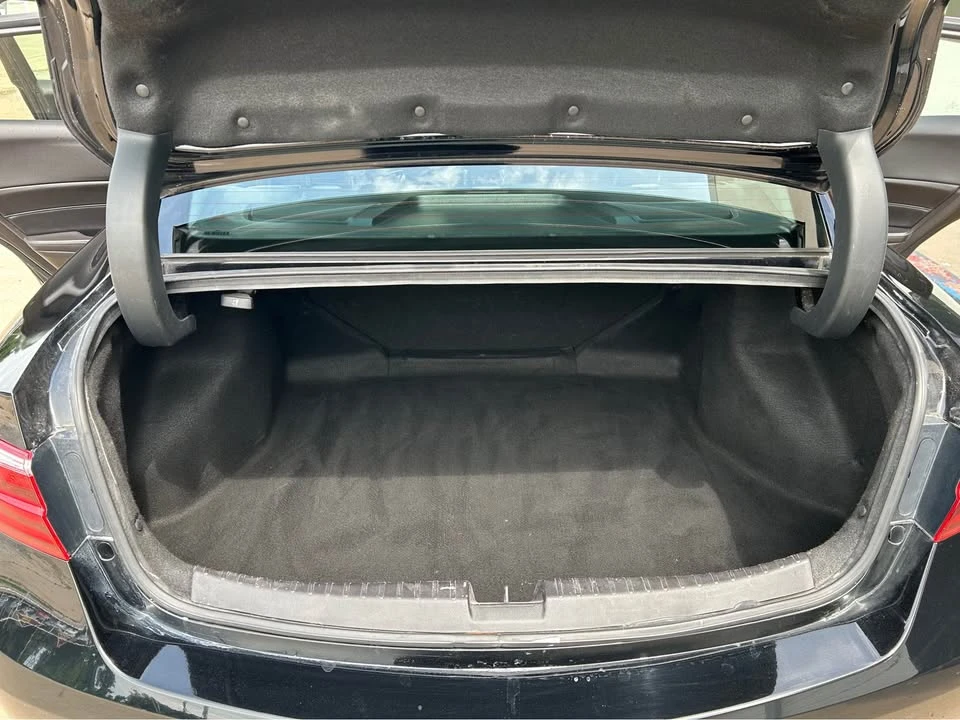 2017 Acura ILX - Image 11 of 17