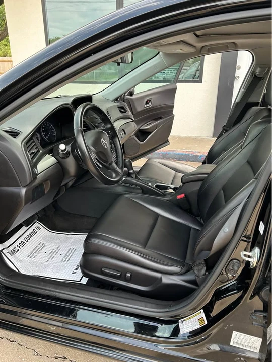 2017 Acura ILX - Image 9 of 17