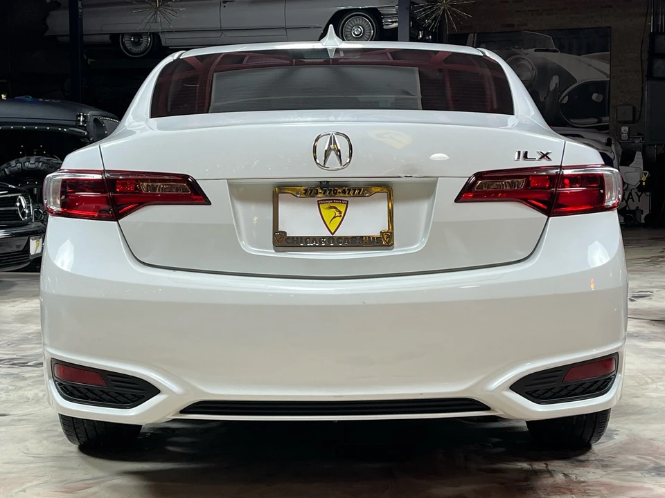 2017 Acura ILX - Image 5 of 12