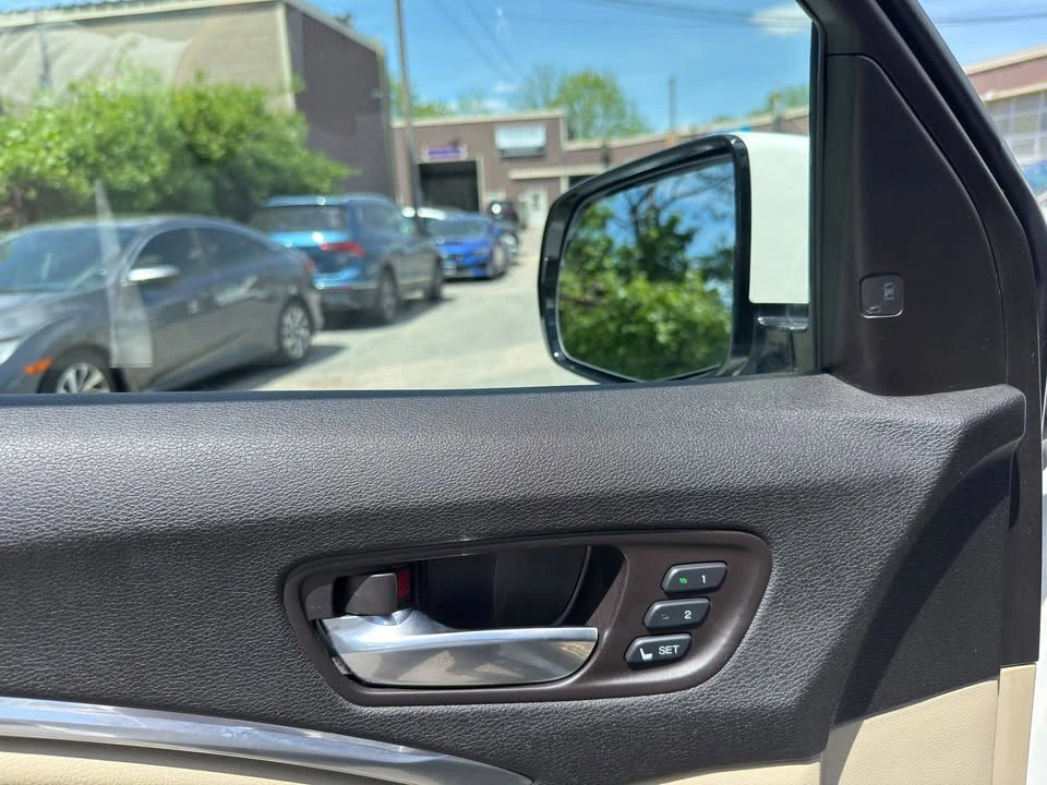2017 Acura MDX 3rd Gen - Image 17 of 19