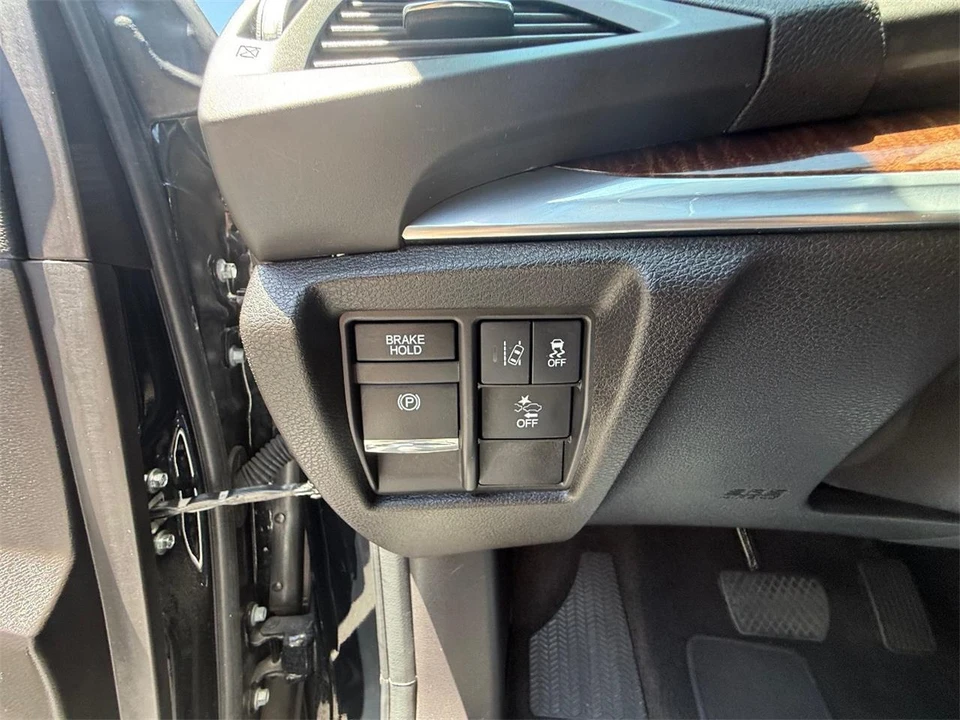 2017 Acura MDX 3rd Gen - Image 24 of 28