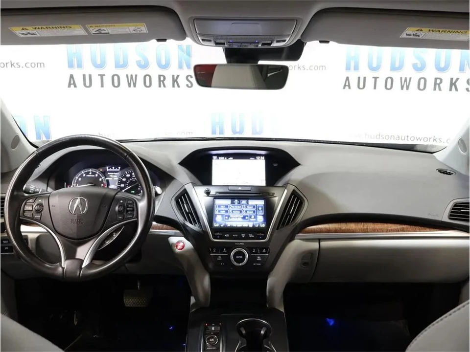 2017 Acura MDX 3rd Gen - Image 26 of 31