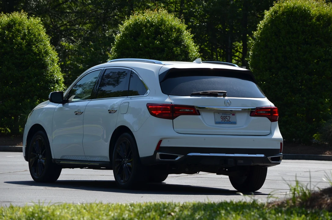 2017 Acura MDX 3rd Gen - Image 8 of 19