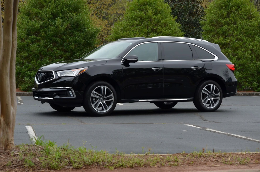 2017 Acura MDX 3rd Gen - Image 9 of 23