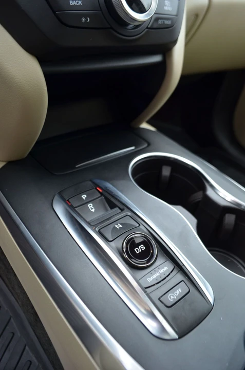 2017 Acura MDX 3rd Gen - Image 20 of 23