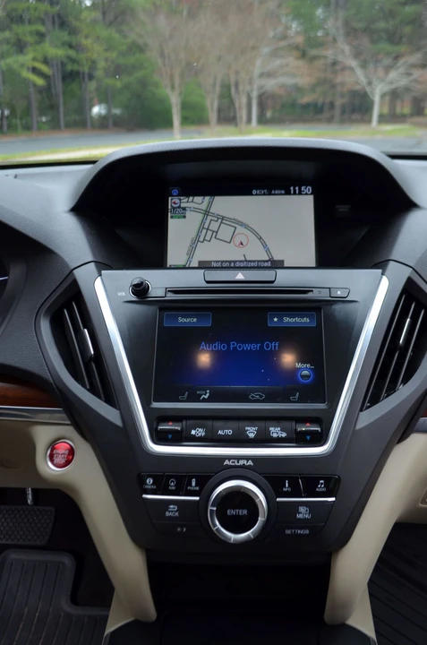 2017 Acura MDX 3rd Gen - Image 18 of 23