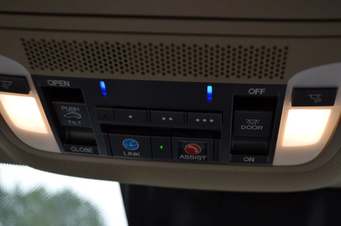 2017 Acura MDX 3rd Gen - Image 21 of 23