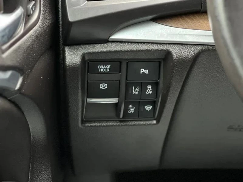 2017 Acura MDX 3rd Gen - Image 11 of 12