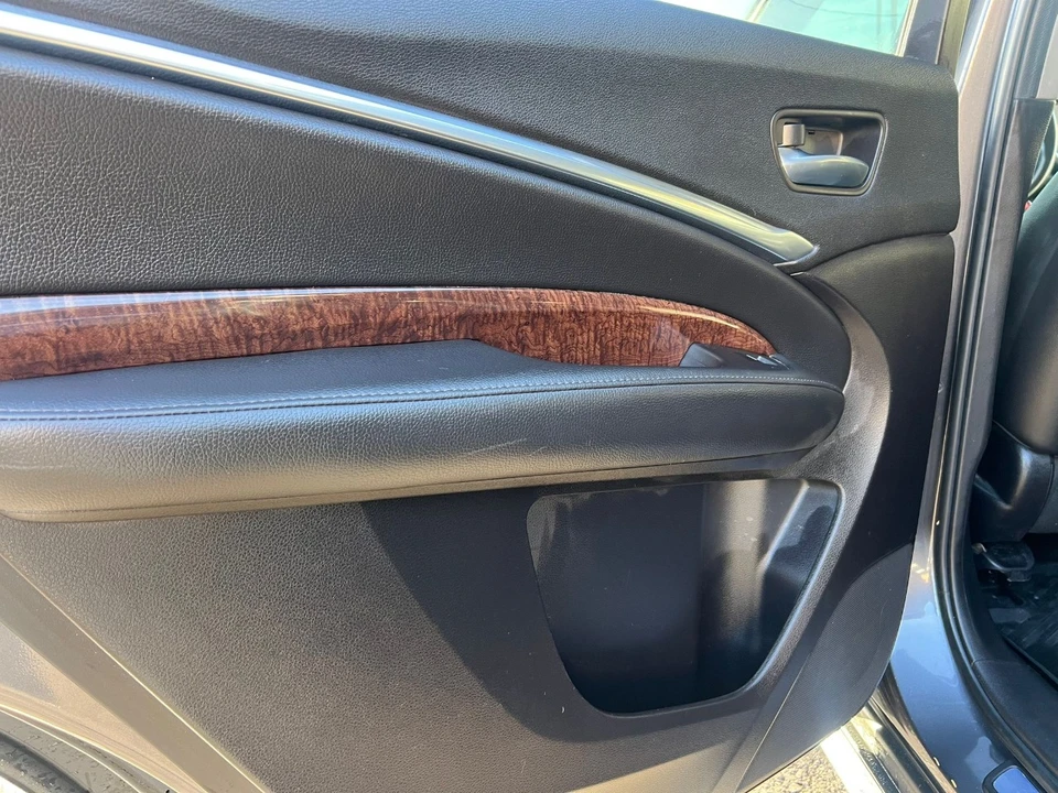 2017 Acura MDX 3rd Gen - Image 16 of 21