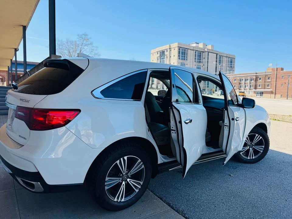 2017 Acura MDX 3rd Gen - Image 4 of 17
