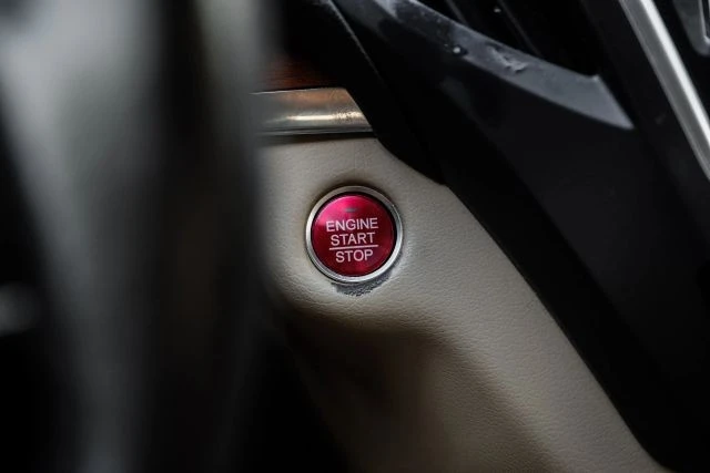 2017 Acura MDX 3rd Gen - Image 24 of 31