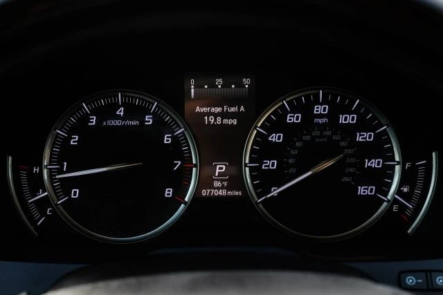 2017 Acura MDX 3rd Gen - Image 22 of 31