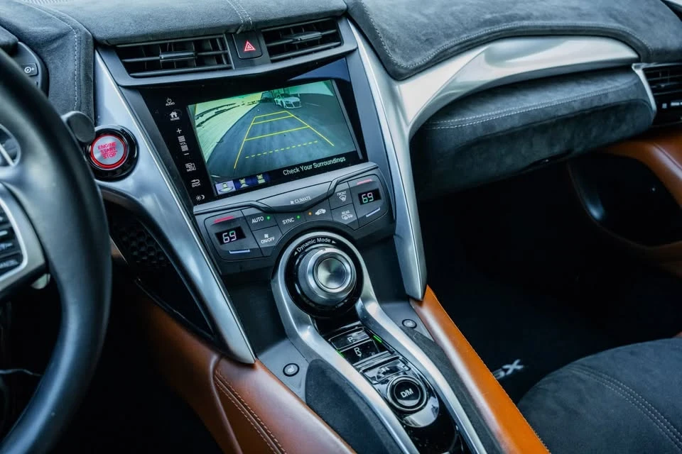 2017 Acura NC1 NSX - Image 14 of 19