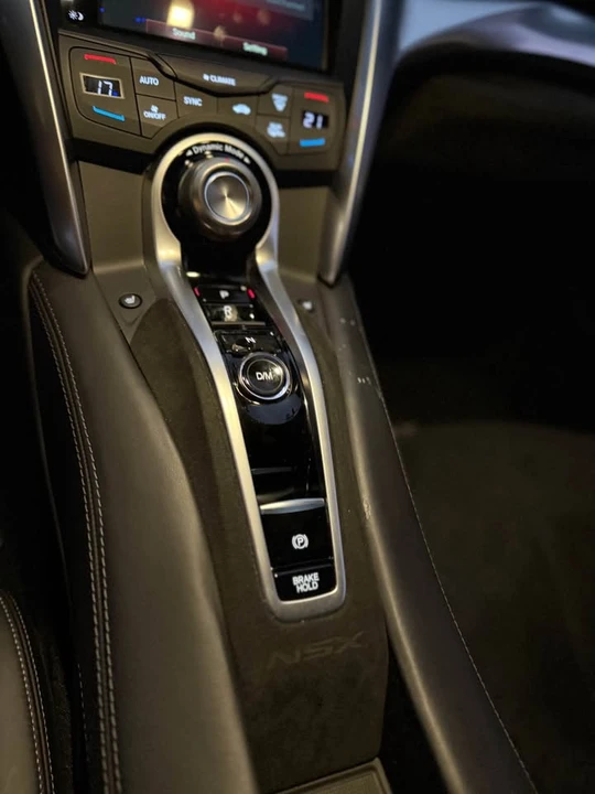 2017 Acura NC1 NSX - Image 11 of 12