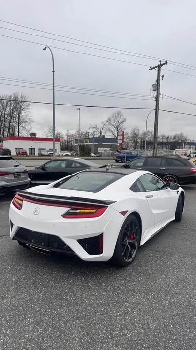 2017 Acura NC1 NSX - Image 7 of 13