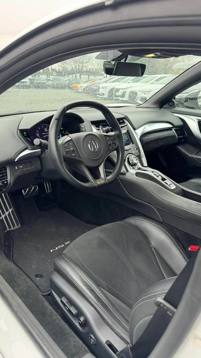 2017 Acura NC1 NSX - Image 6 of 10