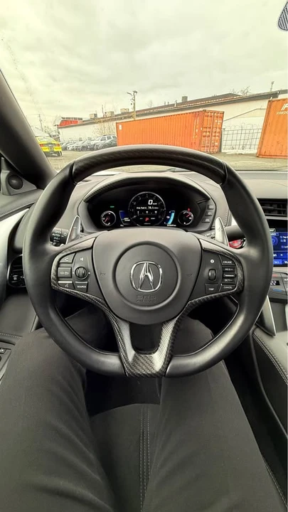 2017 Acura NC1 NSX - Image 12 of 15