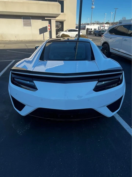 2017 Acura NC1 NSX - Image 2 of 7
