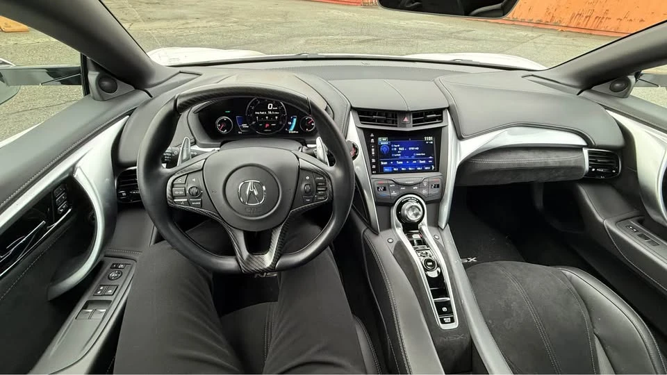 2017 Acura NC1 NSX - Image 11 of 15