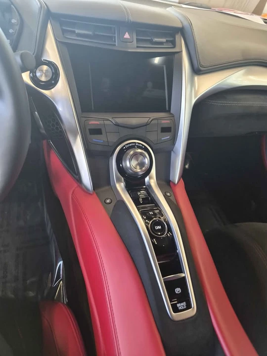 2017 Acura NC1 NSX - Image 13 of 17