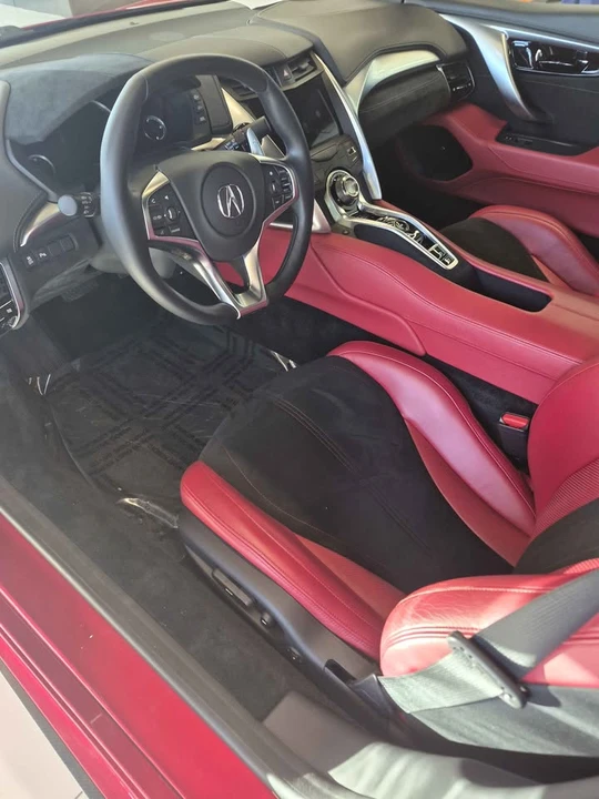 2017 Acura NC1 NSX - Image 10 of 17