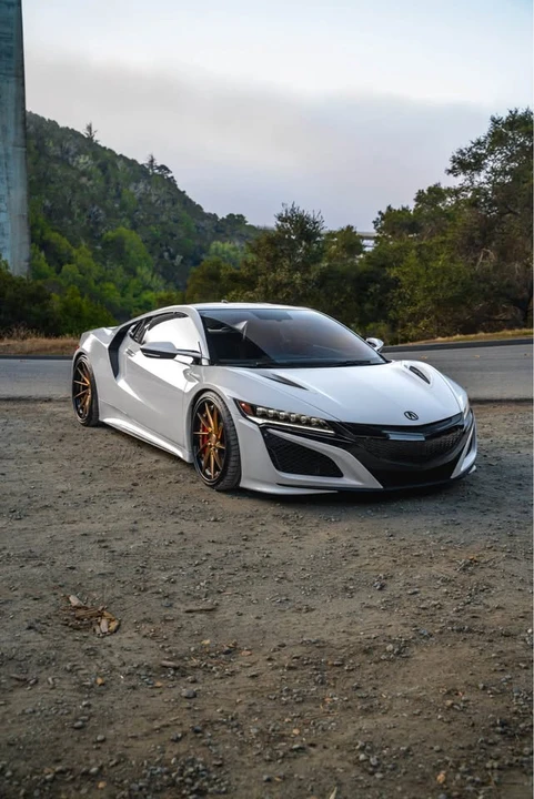 2017 Acura NC1 NSX - Image 9 of 12