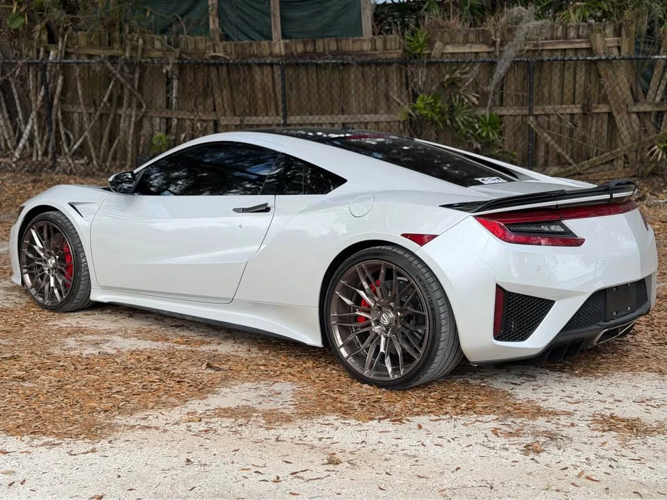 2017 Acura NC1 NSX - Image 3 of 11