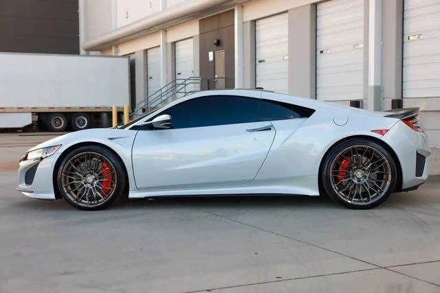 2017 Acura NC1 NSX - Image 2 of 3