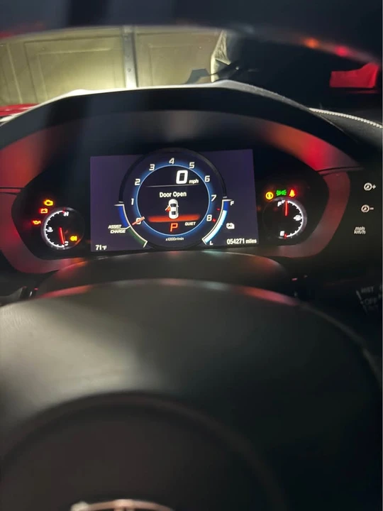 2017 Acura NC1 NSX - Image 6 of 10