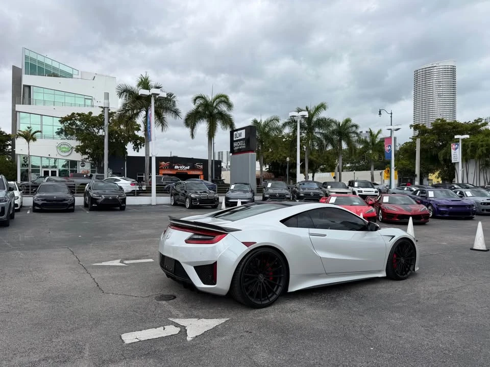 2017 Acura NC1 NSX - Image 2 of 14
