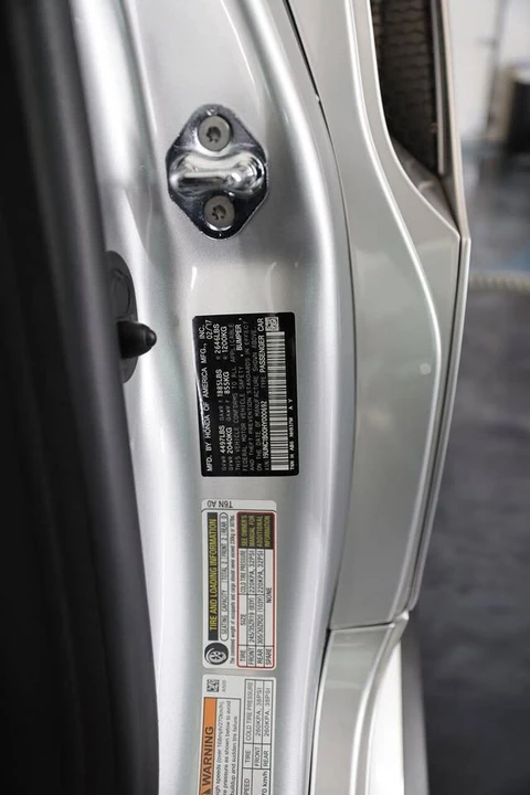 2017 Acura NC1 NSX - Image 17 of 20