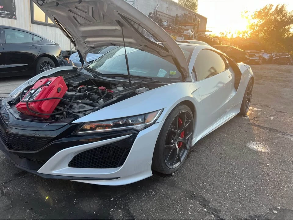 2017 Acura NC1 NSX - Image 5 of 8